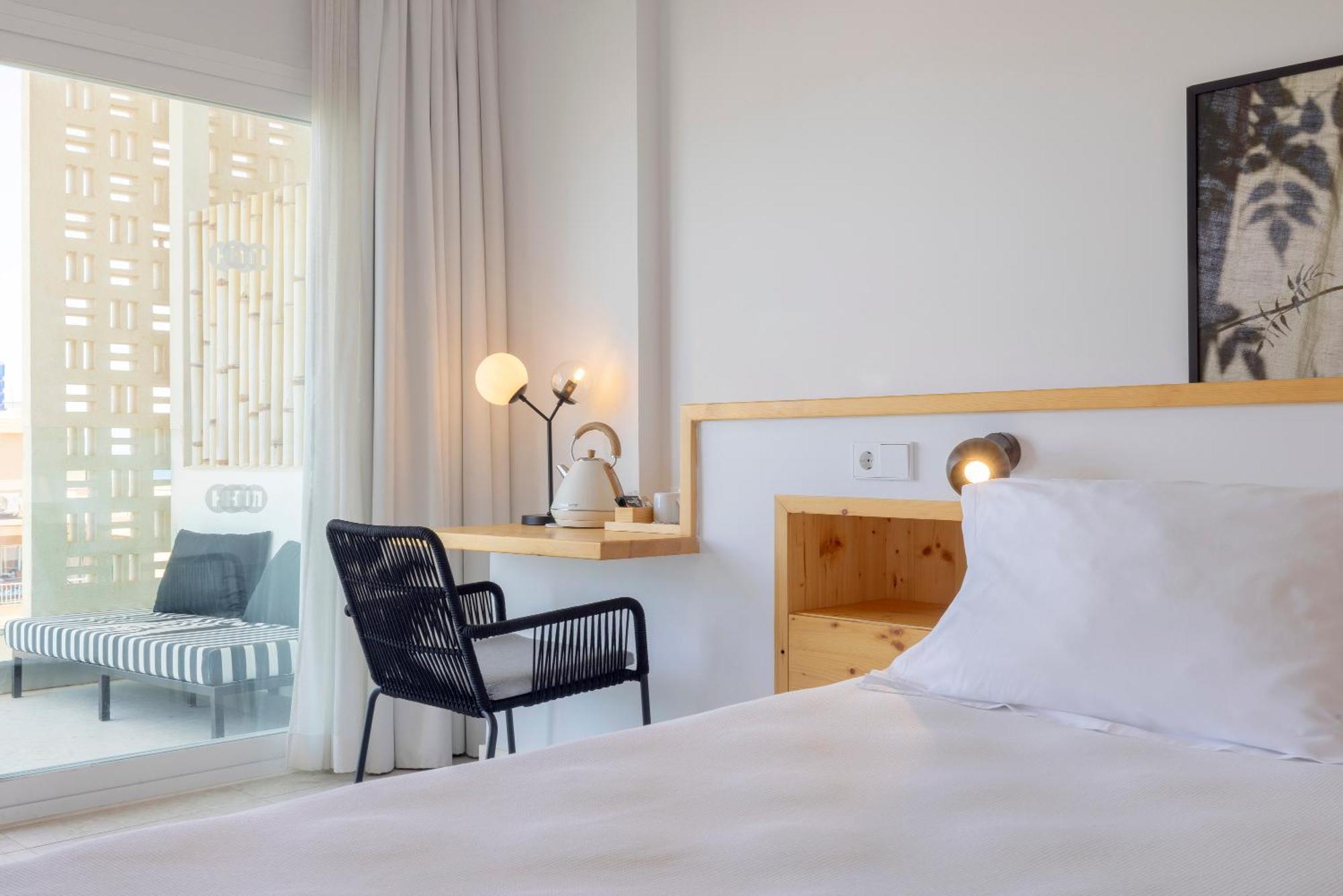 מלון פלאייה דה פאלמה Hm Ayron Park - Adults Only מראה חיצוני תמונה A room at the hotel