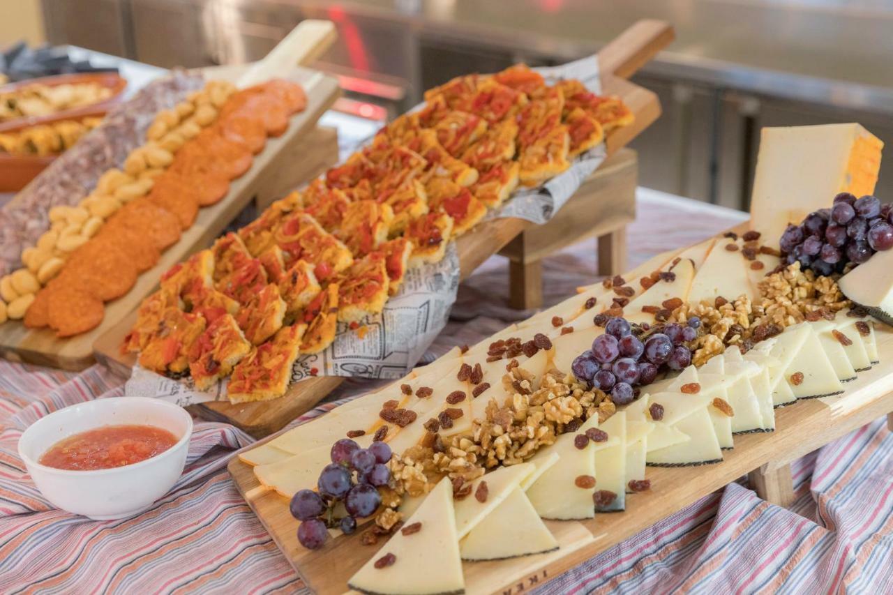 מלון פלאייה דה פאלמה Hm Ayron Park - Adults Only מראה חיצוני תמונה Cheese and fruit